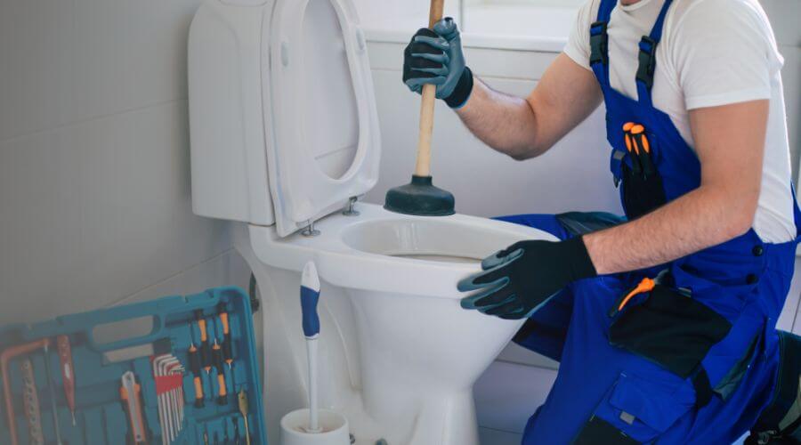 Professional emergency plumbing in Lostant, IL